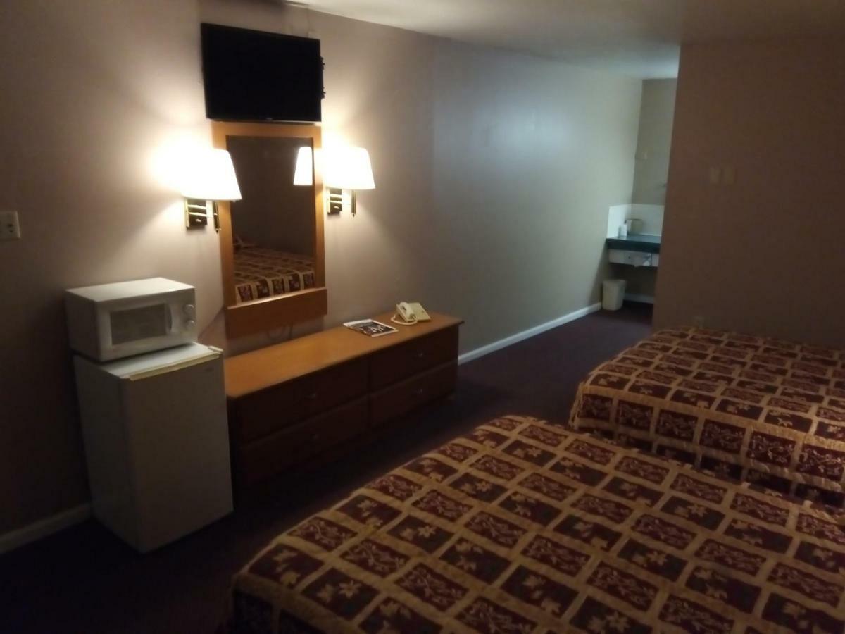 Regal Inn Hebron Екстериор снимка